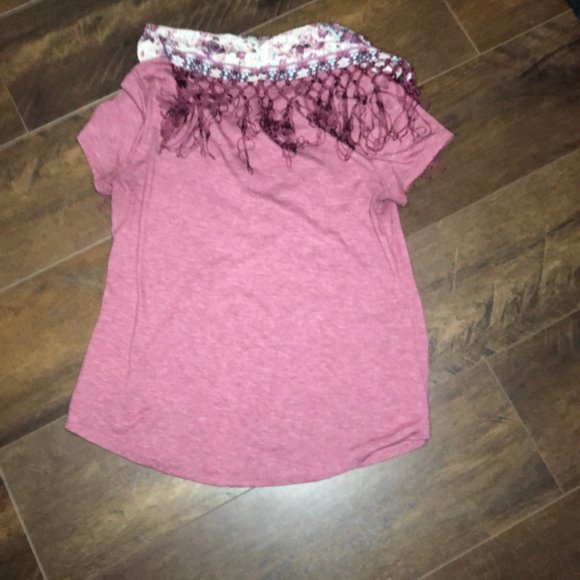 Style & Co Maroon Short Sleeve w detachable scarf - Picture 2 of 7